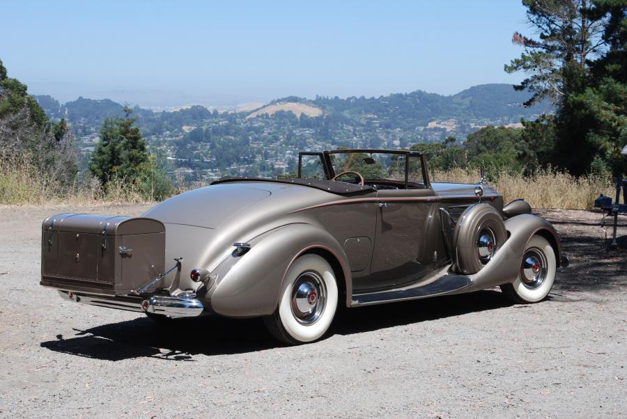  Packard Twelve Coupe Roadster 1937 года  (фото 31 из 34)